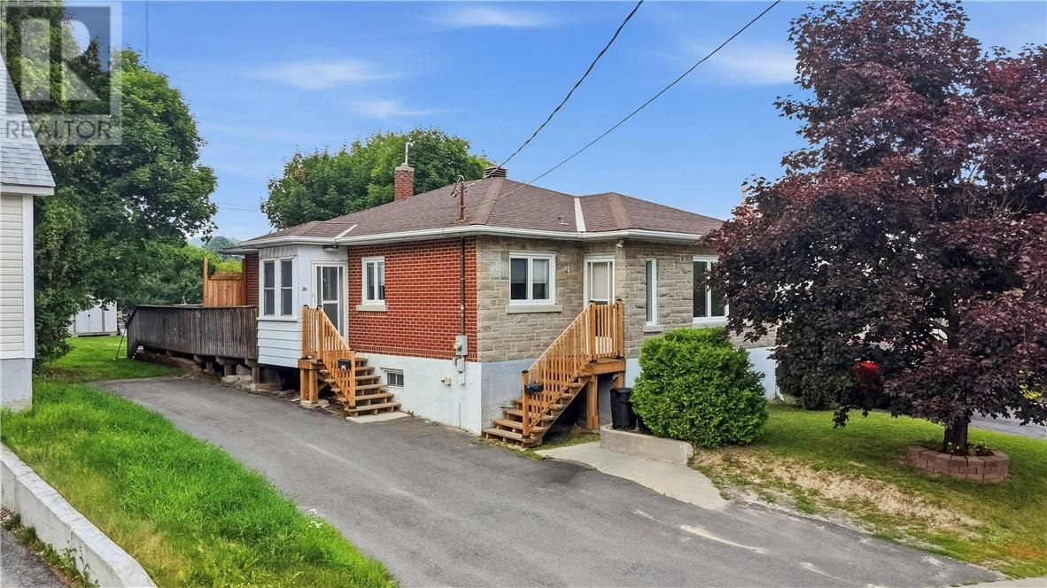 255 Fenton Avenue, Greater Sudbury, ON, P3C 3E3