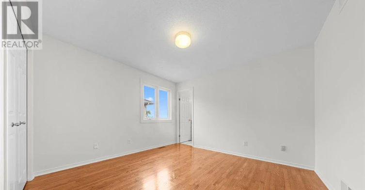4 Wellsmere Court, Ottawa, ON, K2E 8C2 - 31