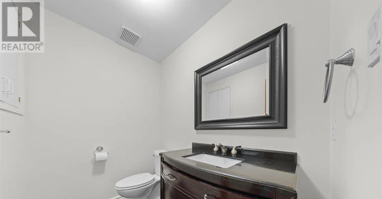 4 Wellsmere Court, Ottawa, ON, K2E 8C2 - 19