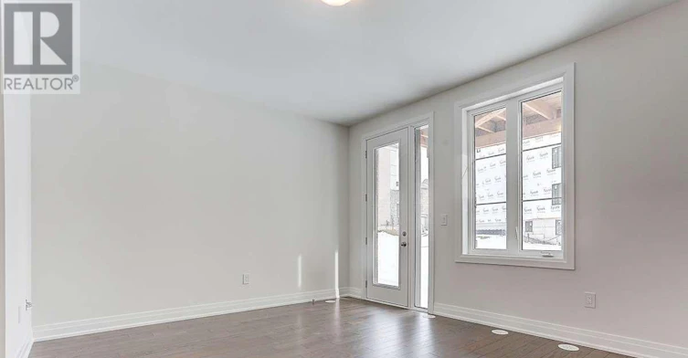 509 New England Court, Newmarket, ON, L3X 0M6 - 3