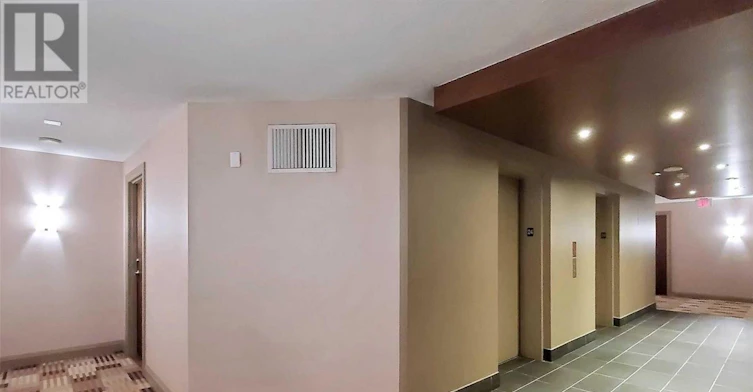 2412-4090 Living Arts Drive, Mississauga, ON, L5B 4M8 - 4