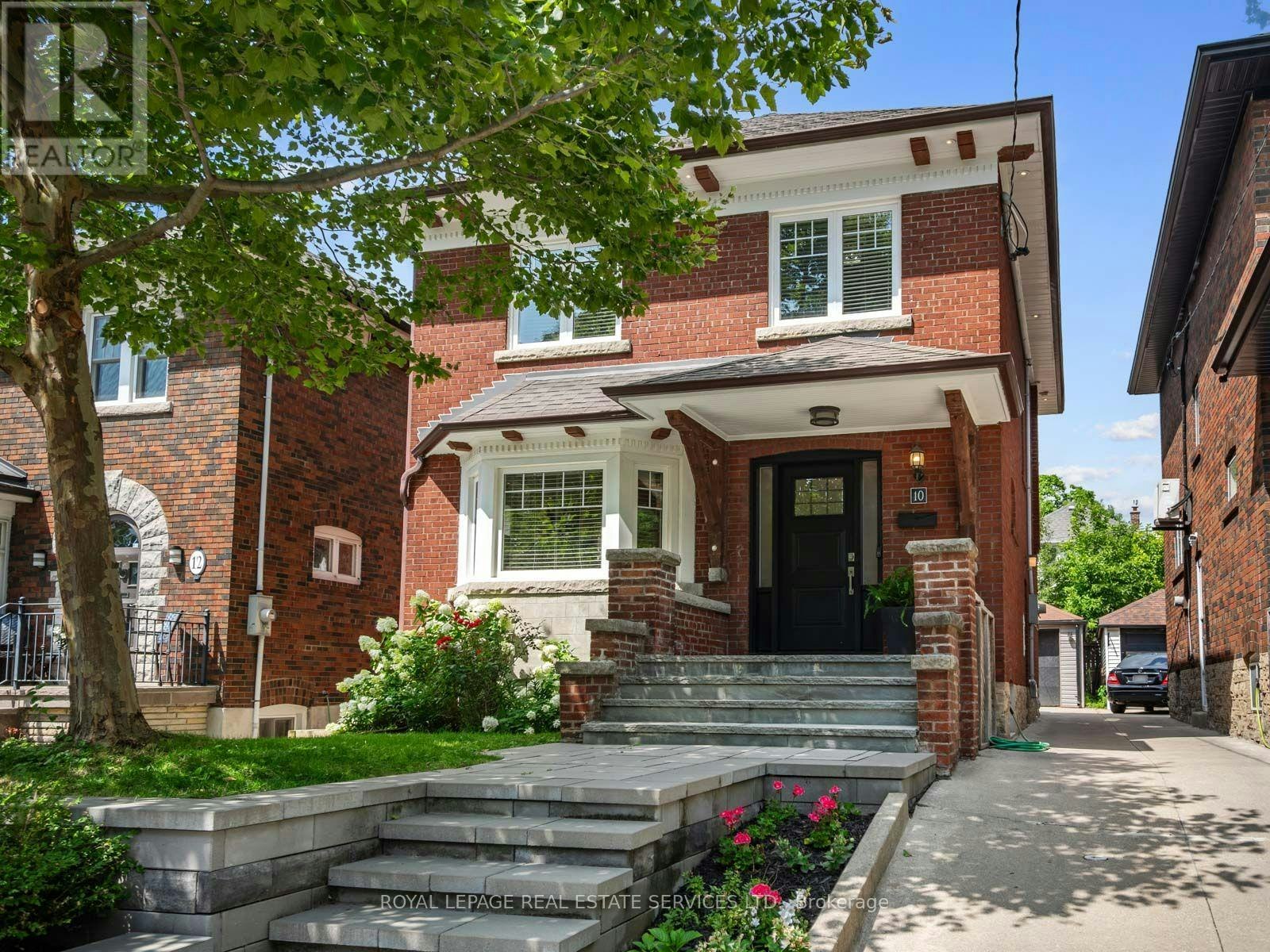 10 Elora Road, Toronto, ON, M6P 3H6