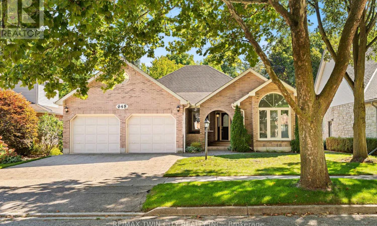 648 Bayhampton Crescent