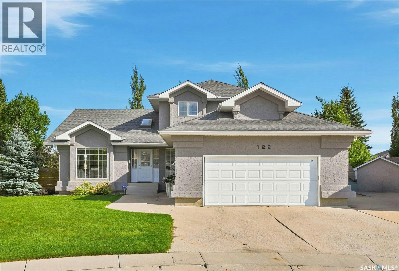 122 Lavalee Place, Saskatoon, SK, S7J 5K7