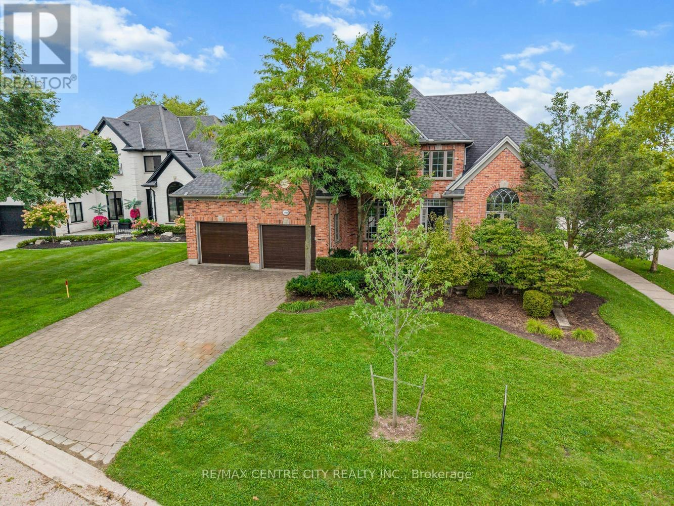 1941 Standfield Road, London, ON, N6G 5G1