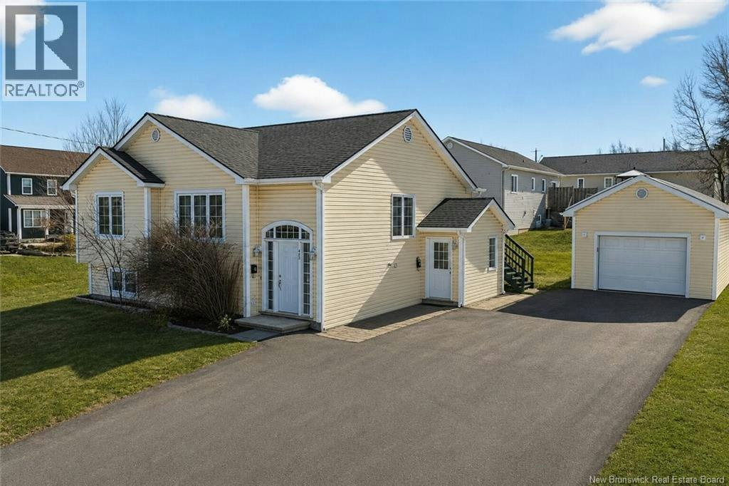 645 Melanson Road, Dieppe, NB, E1A 1A5