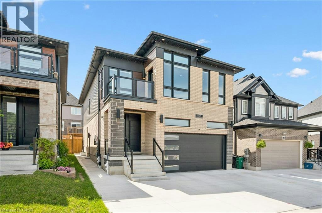552 Nathalie Crescent, Kitchener, ON, N2E 0H9