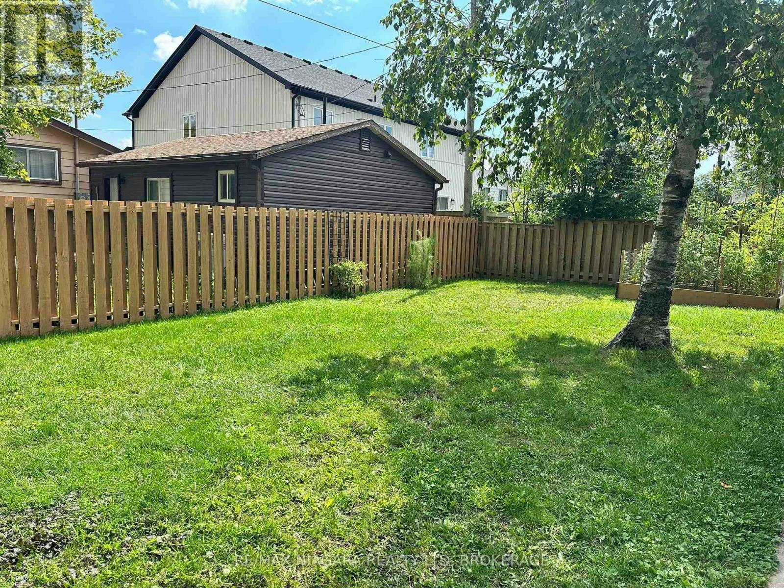 LOWER-30 Colonial Street, Welland, ON, L3C 5W5 - 14