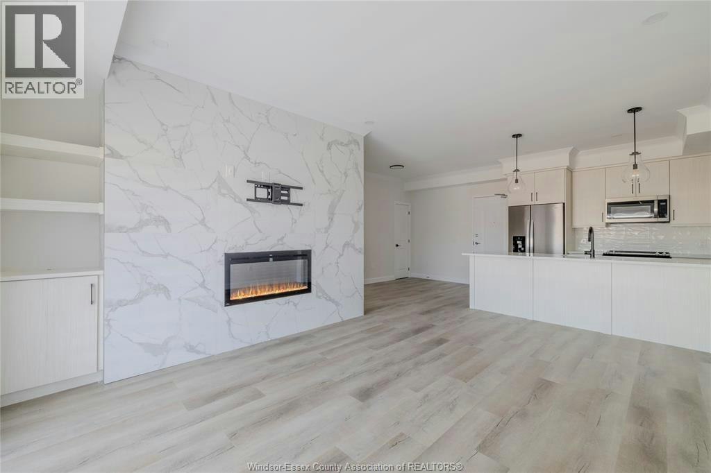 301-1740 A Sprucewood Avenue, Lasalle, ON, N9J 0E6 - 4