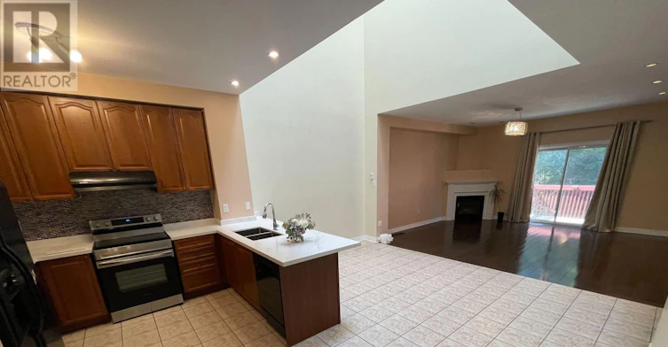 220 Yorkland Street, Richmond Hill, ON, L4S 1A2 - 3