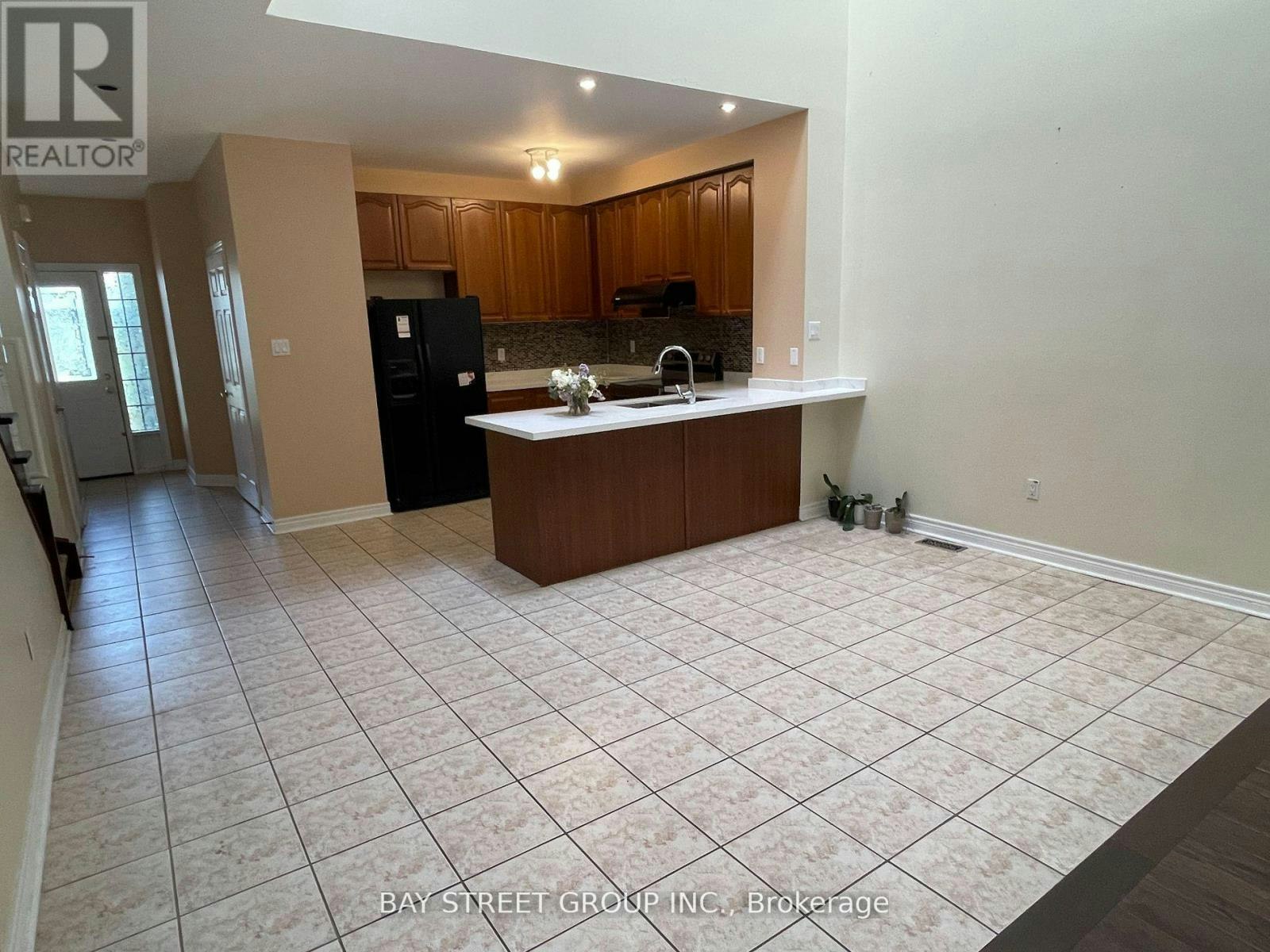 220 Yorkland Street, Richmond Hill, ON, L4S 1A2 - 6