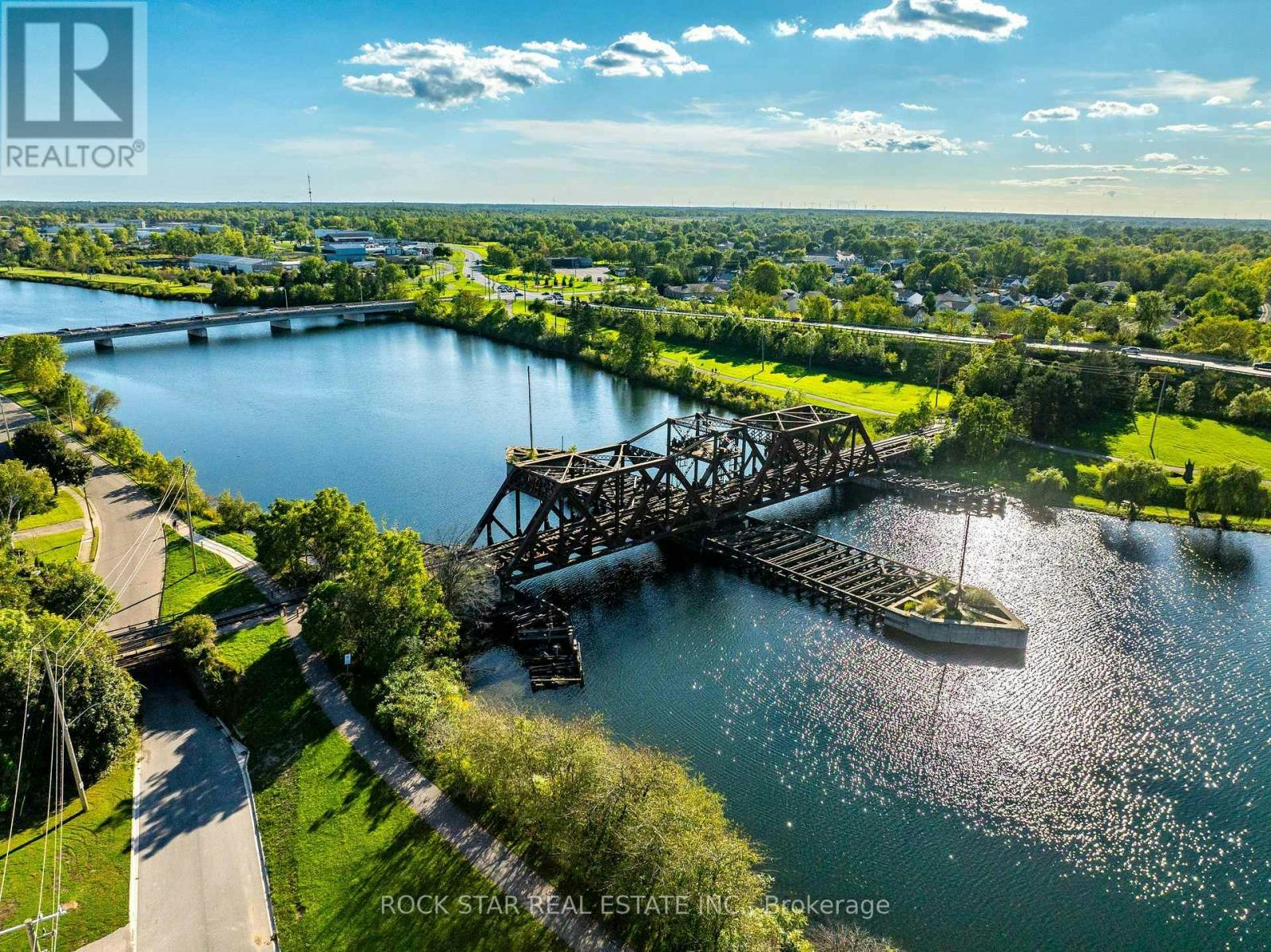 320-350 Prince Charles Drive S, Welland, ON, L3C 0L6 - 29