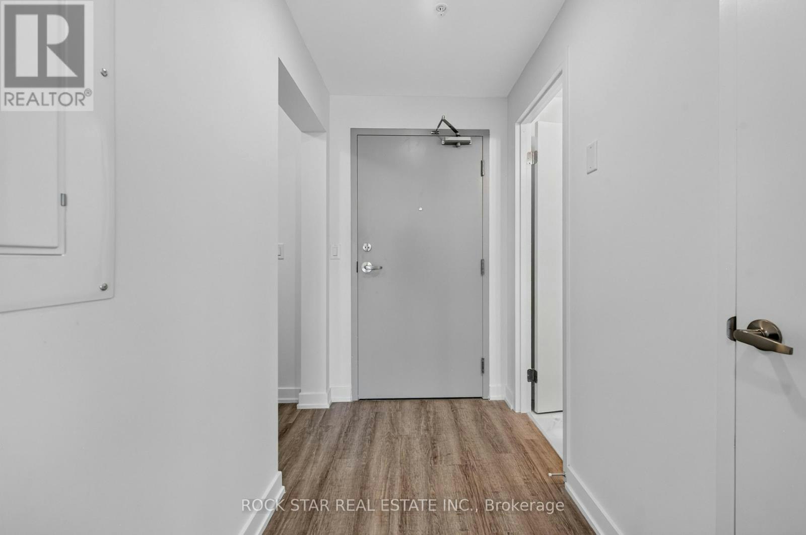 320-350 Prince Charles Drive S, Welland, ON, L3C 0L6 - 17