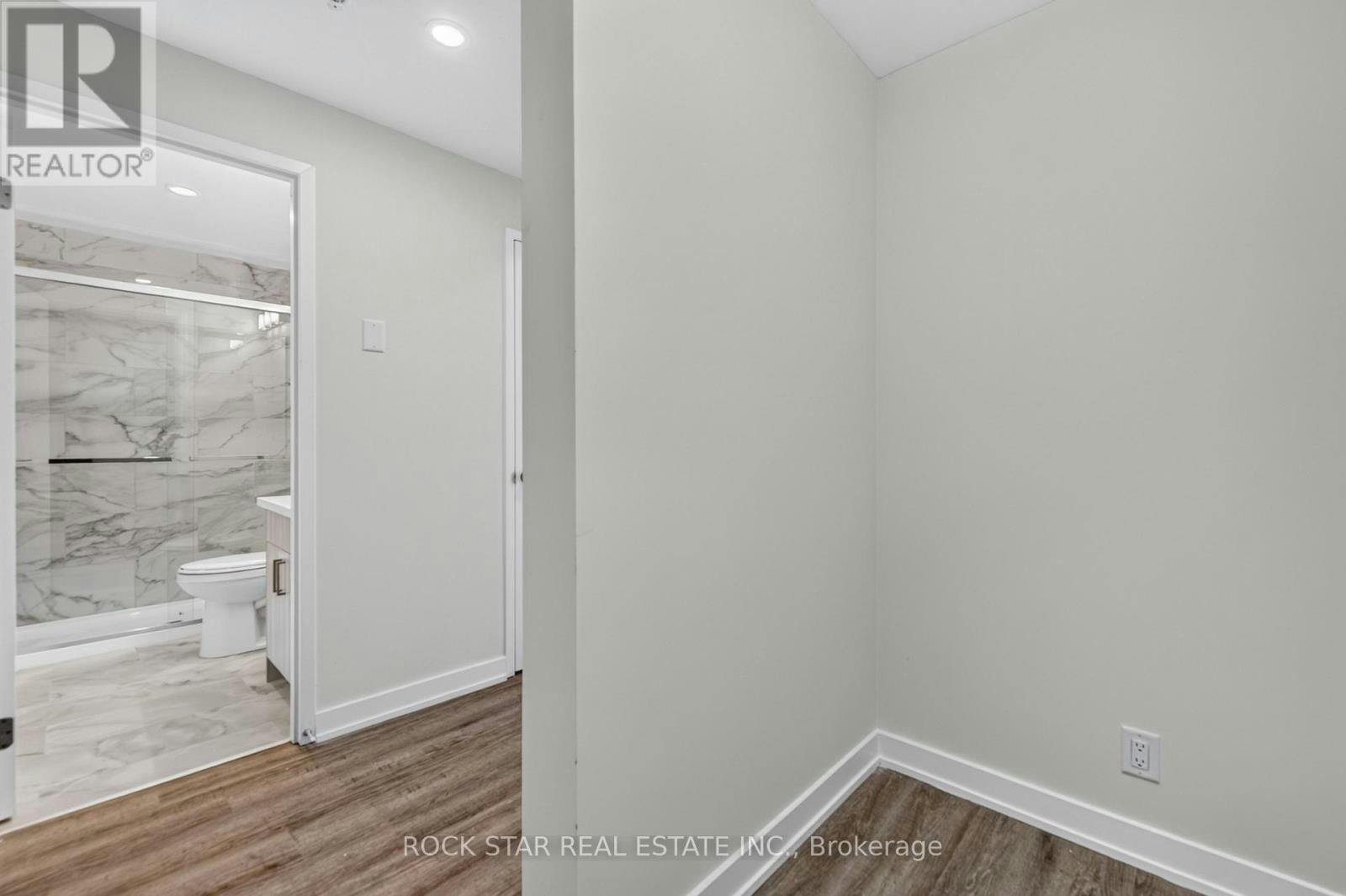 320-350 Prince Charles Drive S, Welland, ON, L3C 0L6 - 21