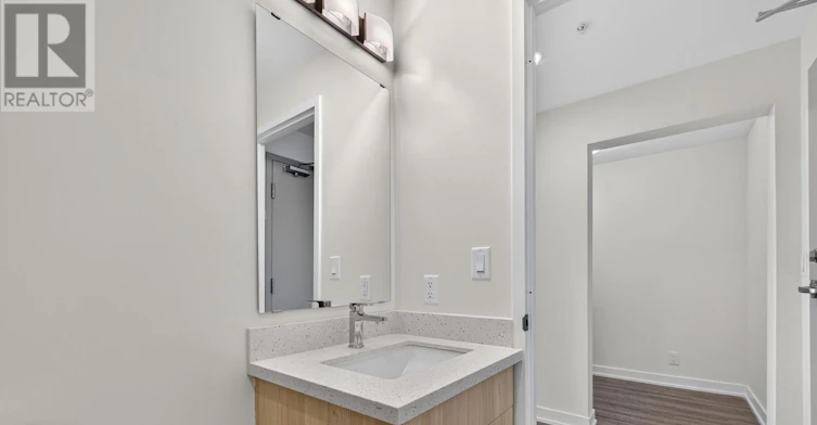 320-350 Prince Charles Drive S, Welland, ON, L3C 0L6 - 19