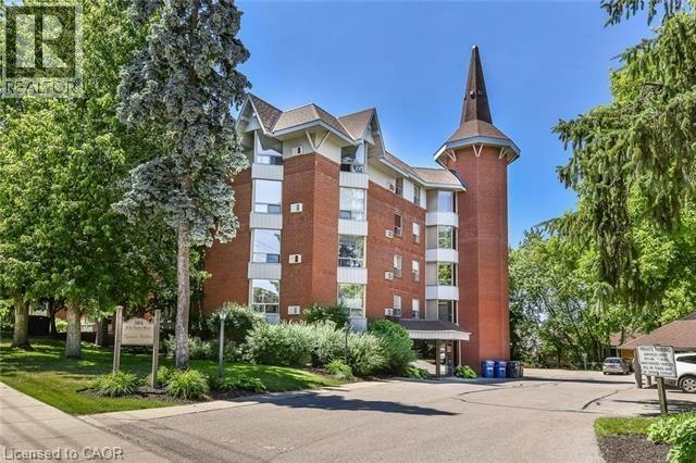 307-384 Erb Street W, Waterloo, ON, N2L 1W6