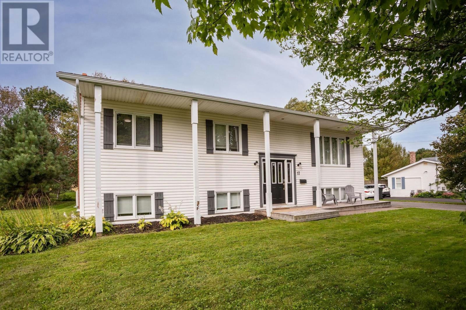 17 Aptos Drive, Stratford, PE, C1B 1W7