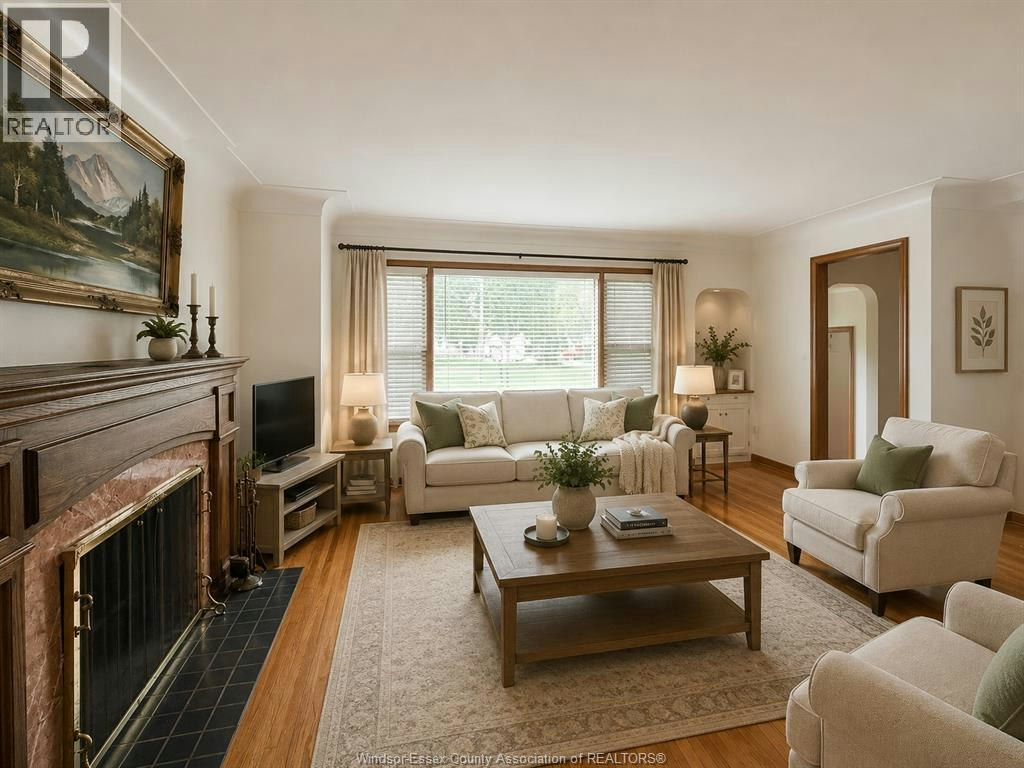 610 Talbot North, Windsor, ON, N9G 1M7 - 2