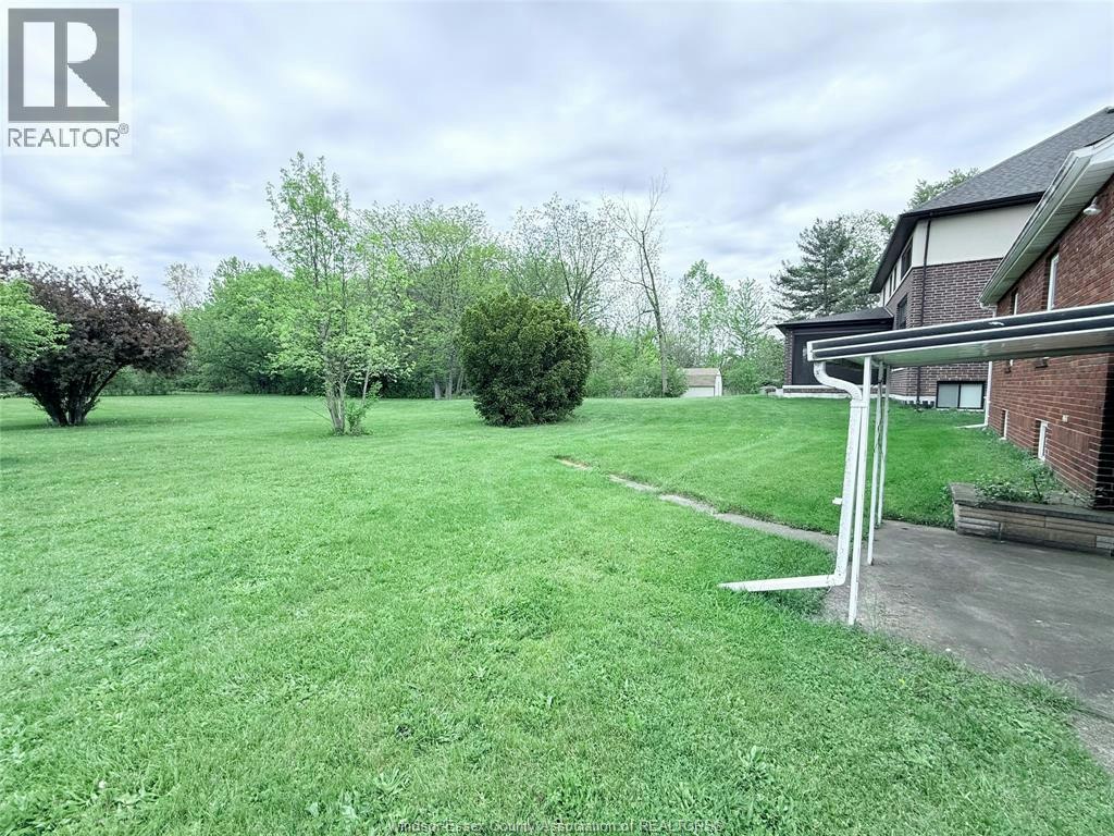 610 Talbot North, Windsor, ON, N9G 1M7 - 9