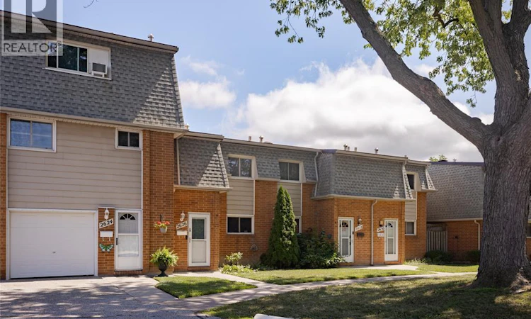 137-2626 Vine Court