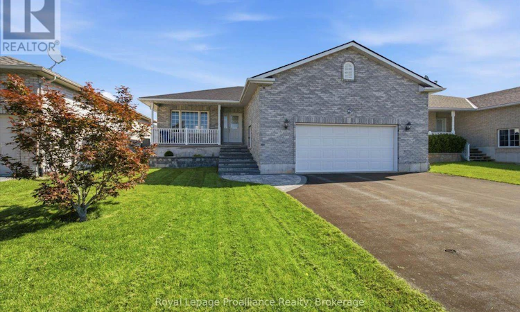 35 Forest Valley Drive