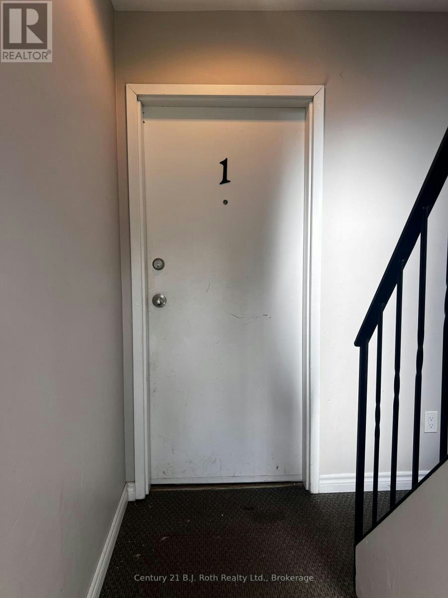 1-520 High Street, Orillia, ON, L3V 4Y1 - 2