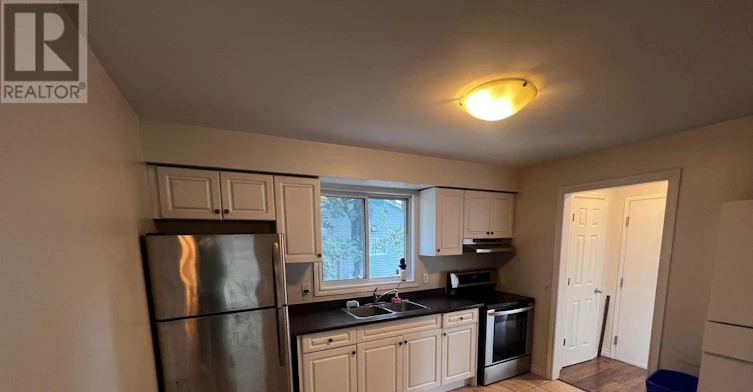 1-520 High Street, Orillia, ON, L3V 4Y1 - 4