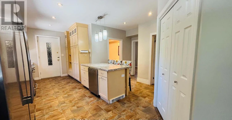 226 Huron Street S, Saugeen Shores, ON, N0H 2L0 - 2