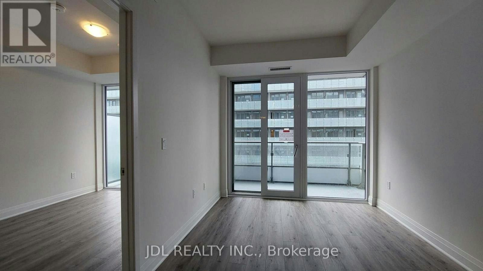 2712 70 Princess Street E, Toronto, ON, M5A 0X6 - 5