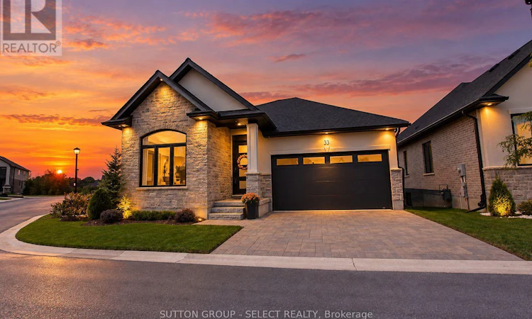 33-6990 Clayton Walk