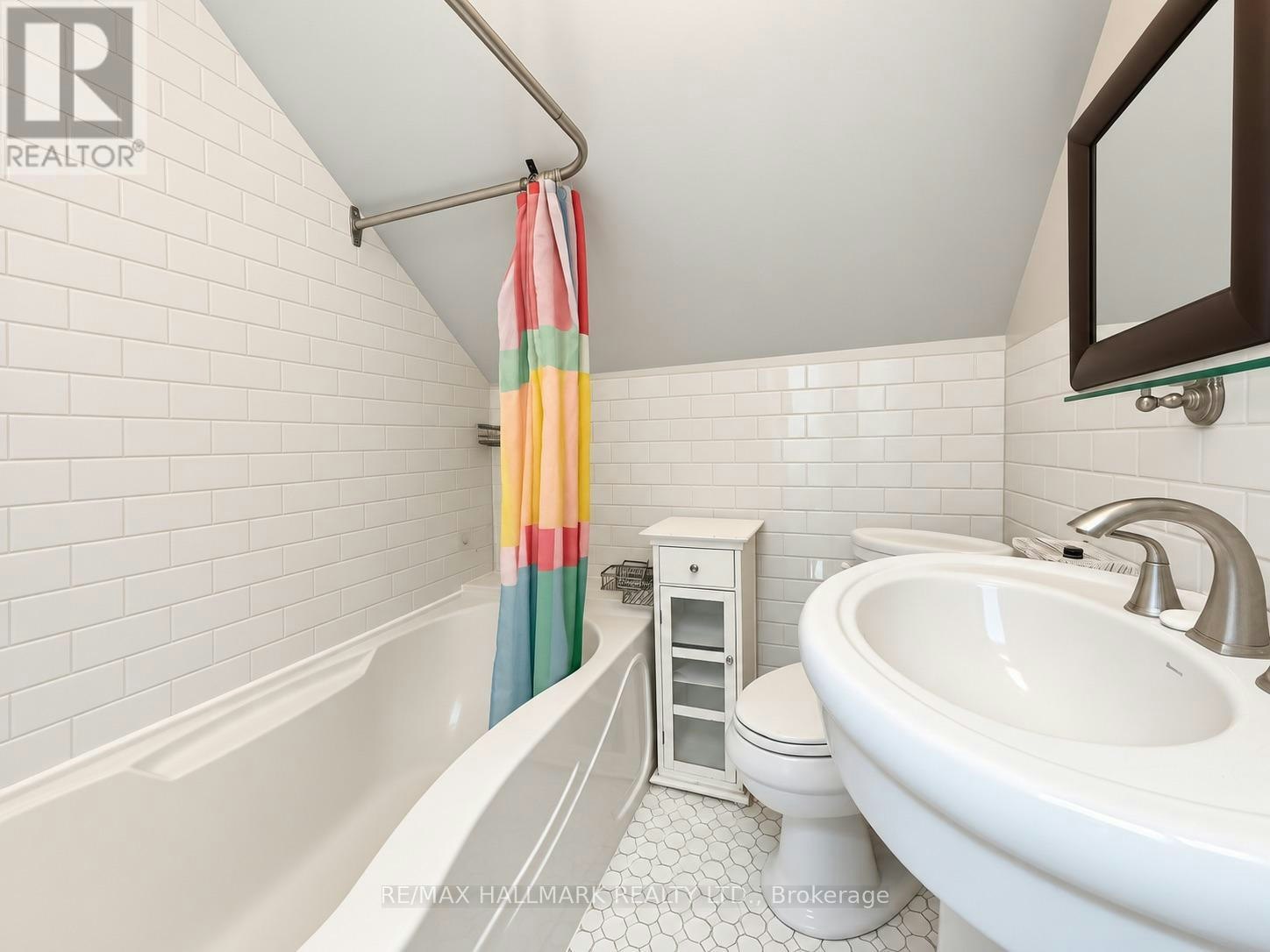 193 Boulton Avenue, Toronto, ON, M4M 2J9 - 19