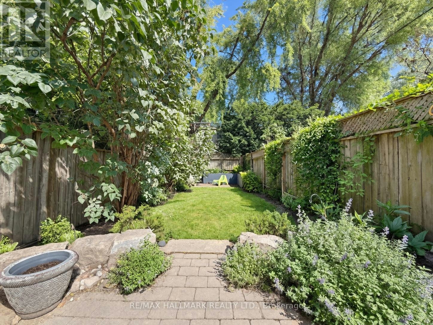 193 Boulton Avenue, Toronto, ON, M4M 2J9 - 35