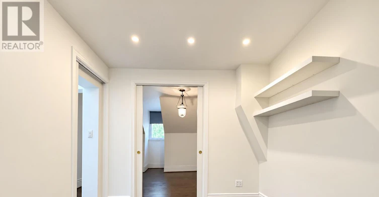 193 Boulton Avenue, Toronto, ON, M4M 2J9 - 28