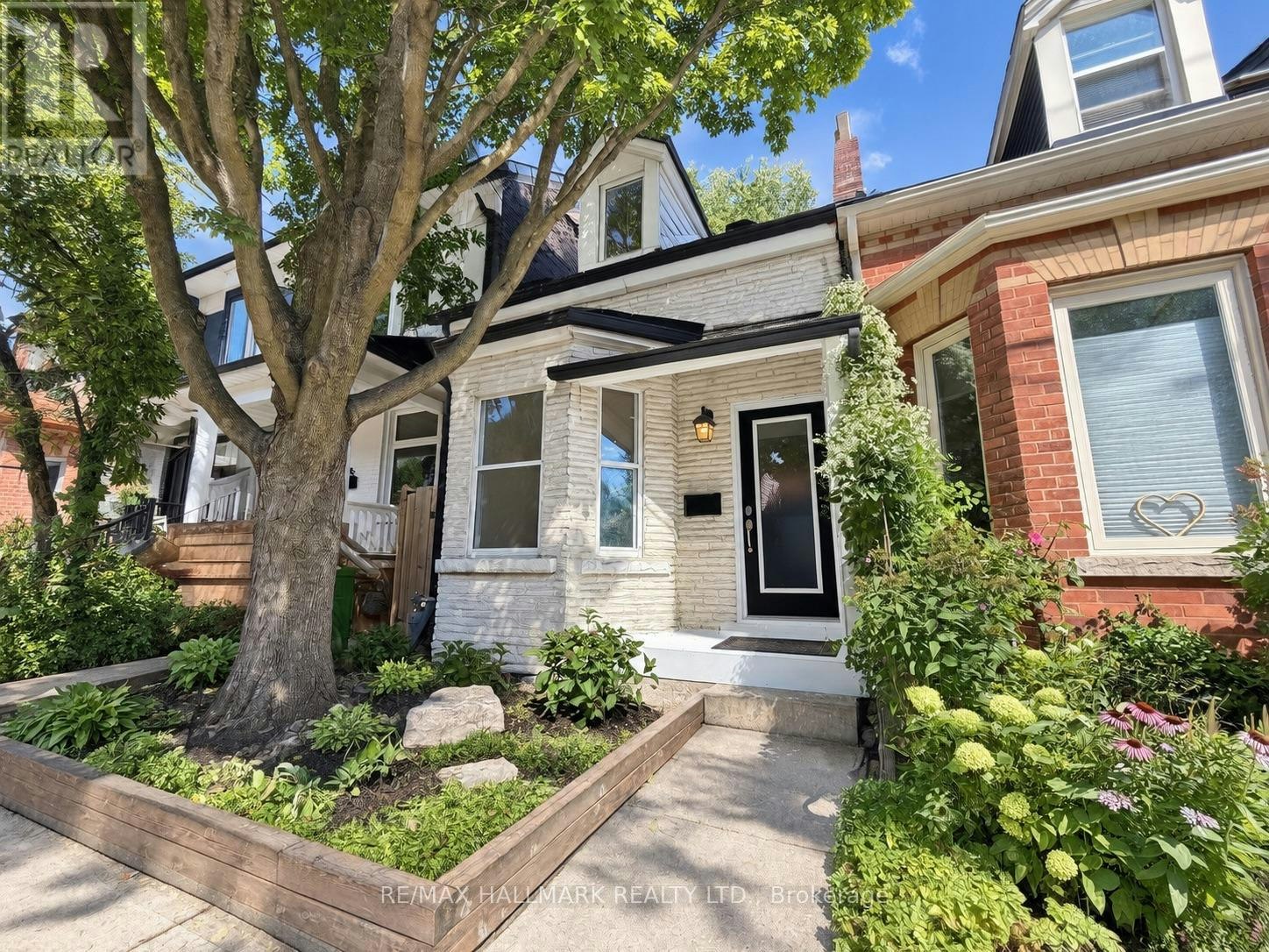 193 Boulton Avenue, Toronto, ON, M4M 2J9 - 34