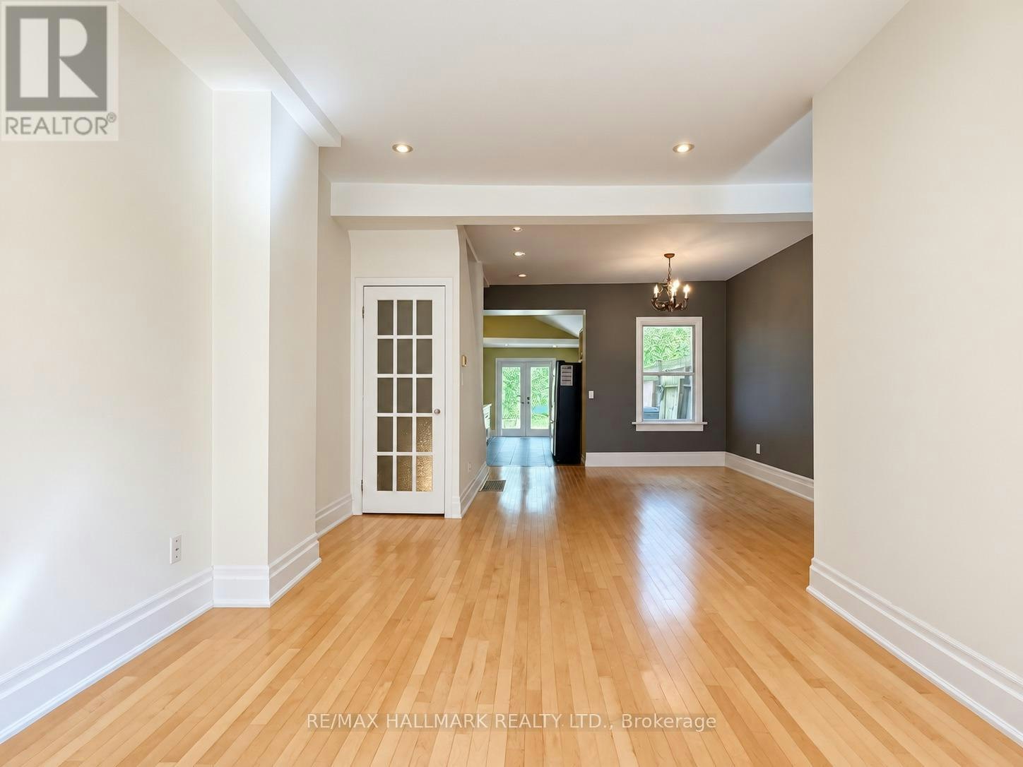 193 Boulton Avenue, Toronto, ON, M4M 2J9 - 12