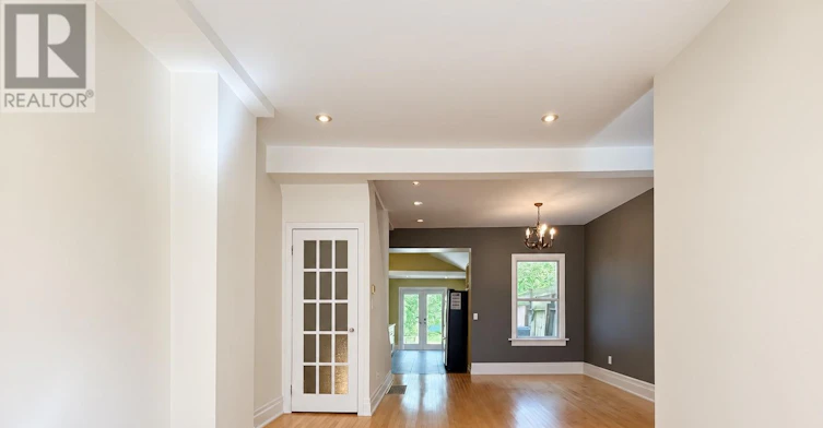 193 Boulton Avenue, Toronto, ON, M4M 2J9 - 12