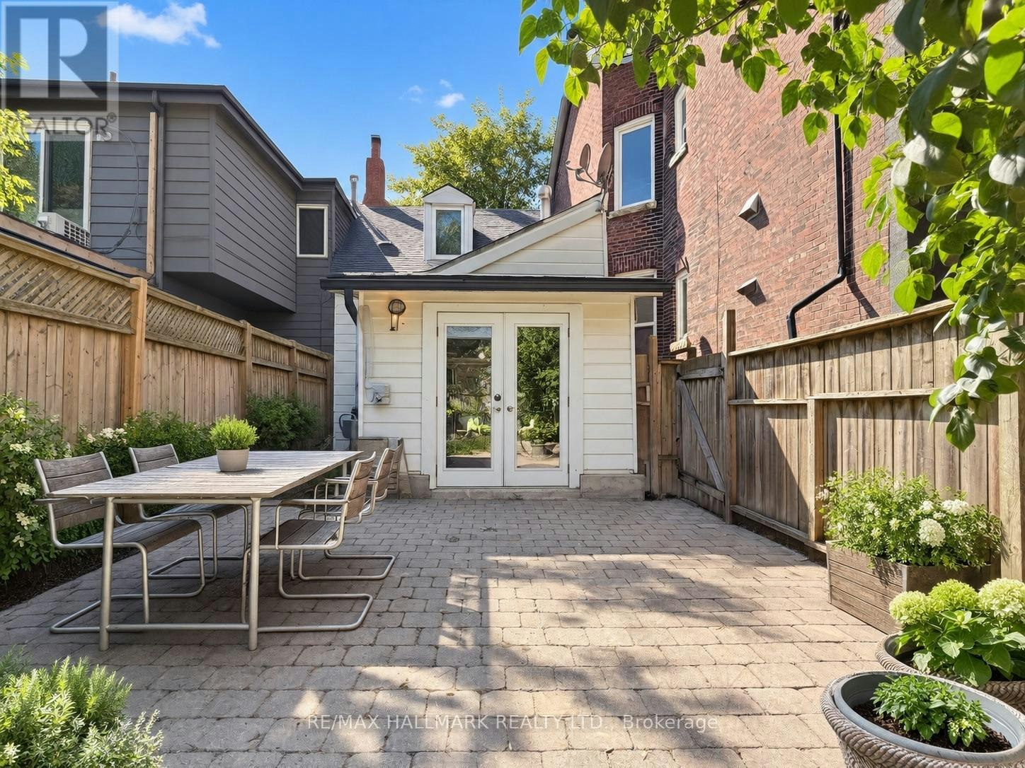 193 Boulton Avenue, Toronto, ON, M4M 2J9 - 36