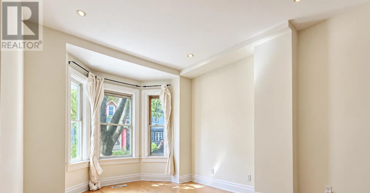 193 Boulton Avenue, Toronto, ON, M4M 2J9 - 10