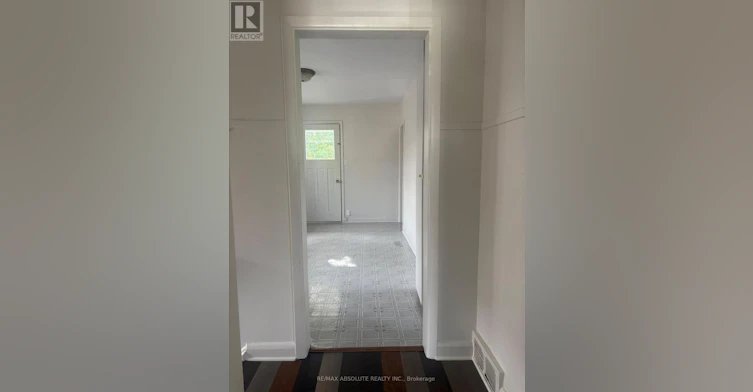 2-4 Holland Avenue, Ottawa, ON, K1Y 0X4 - 9