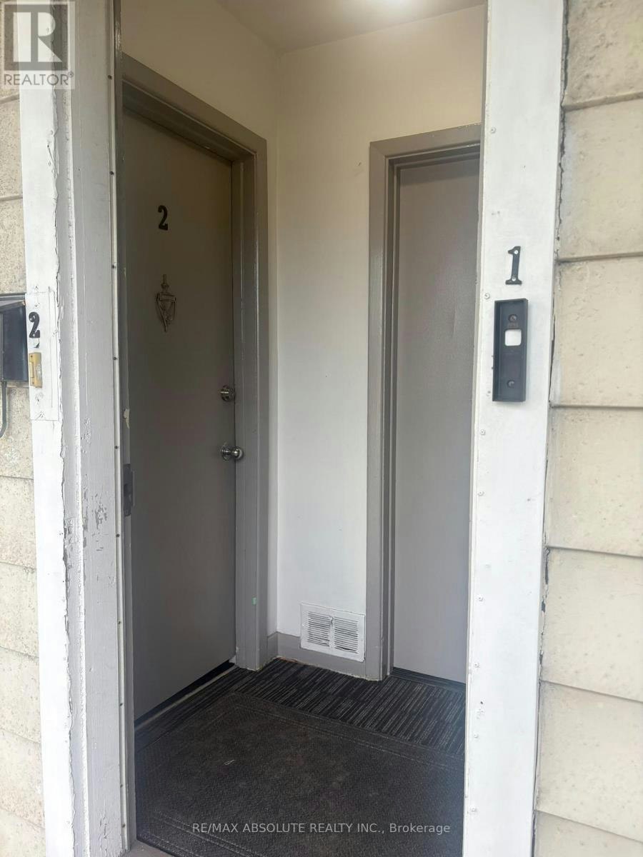 2-4 Holland Avenue, Ottawa, ON, K1Y 0X4 - 4