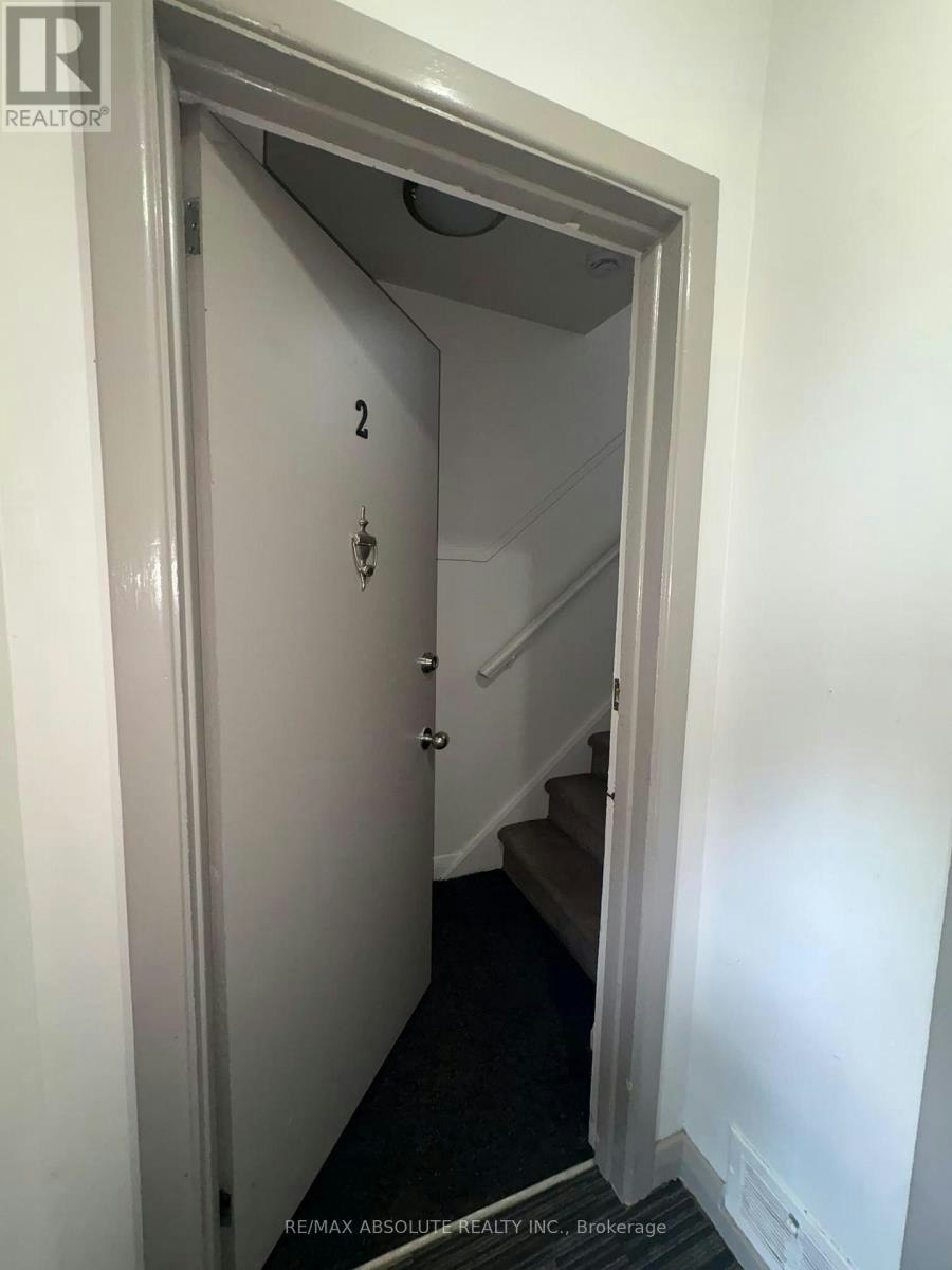 2-4 Holland Avenue, Ottawa, ON, K1Y 0X4 - 5