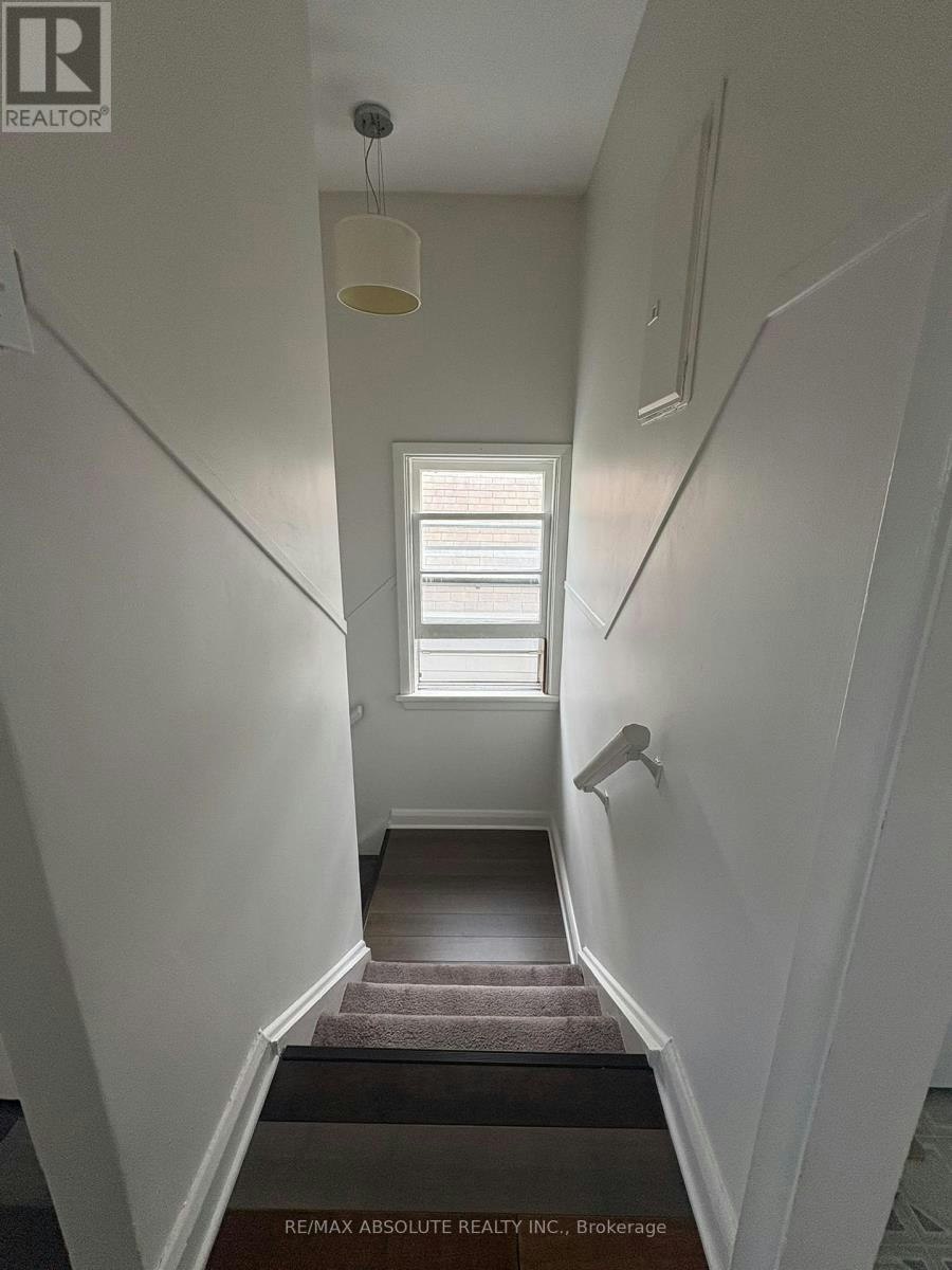 2-4 Holland Avenue, Ottawa, ON, K1Y 0X4 - 8