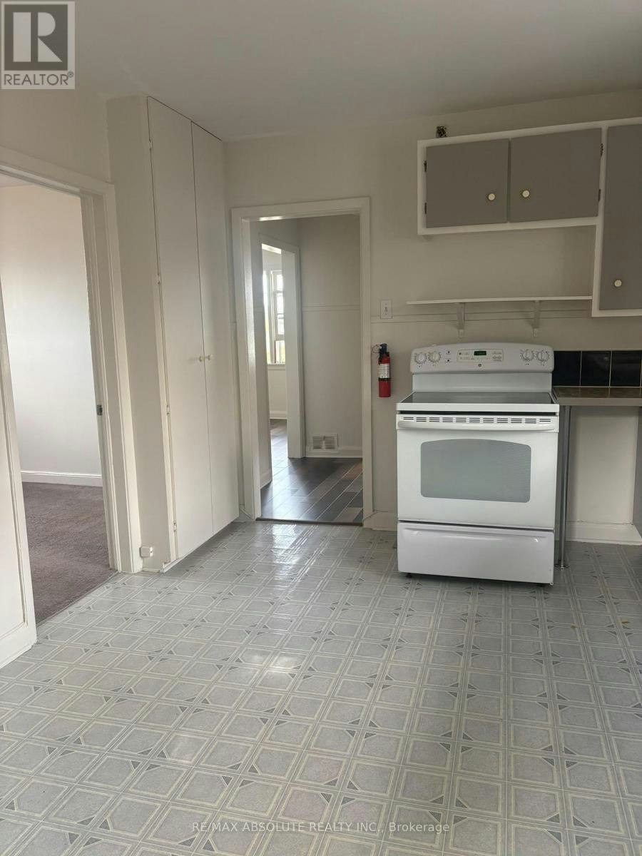 2-4 Holland Avenue, Ottawa, ON, K1Y 0X4 - 13
