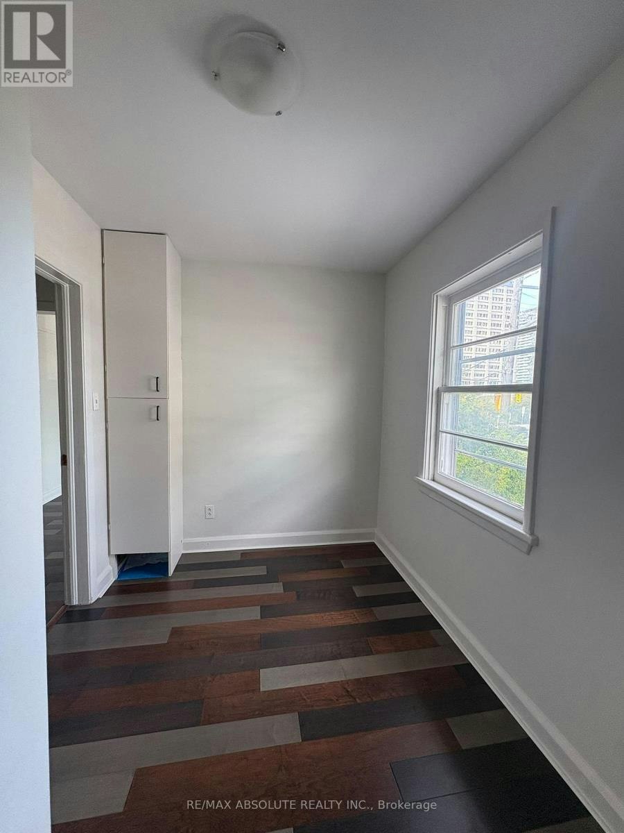 2-4 Holland Avenue, Ottawa, ON, K1Y 0X4 - 25