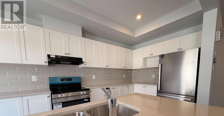 1047 Elixir Place, Ottawa, ON, K2W 0P4 - 11