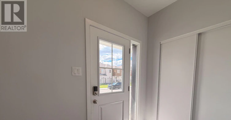 1047 Elixir Place, Ottawa, ON, K2W 0P4 - 3