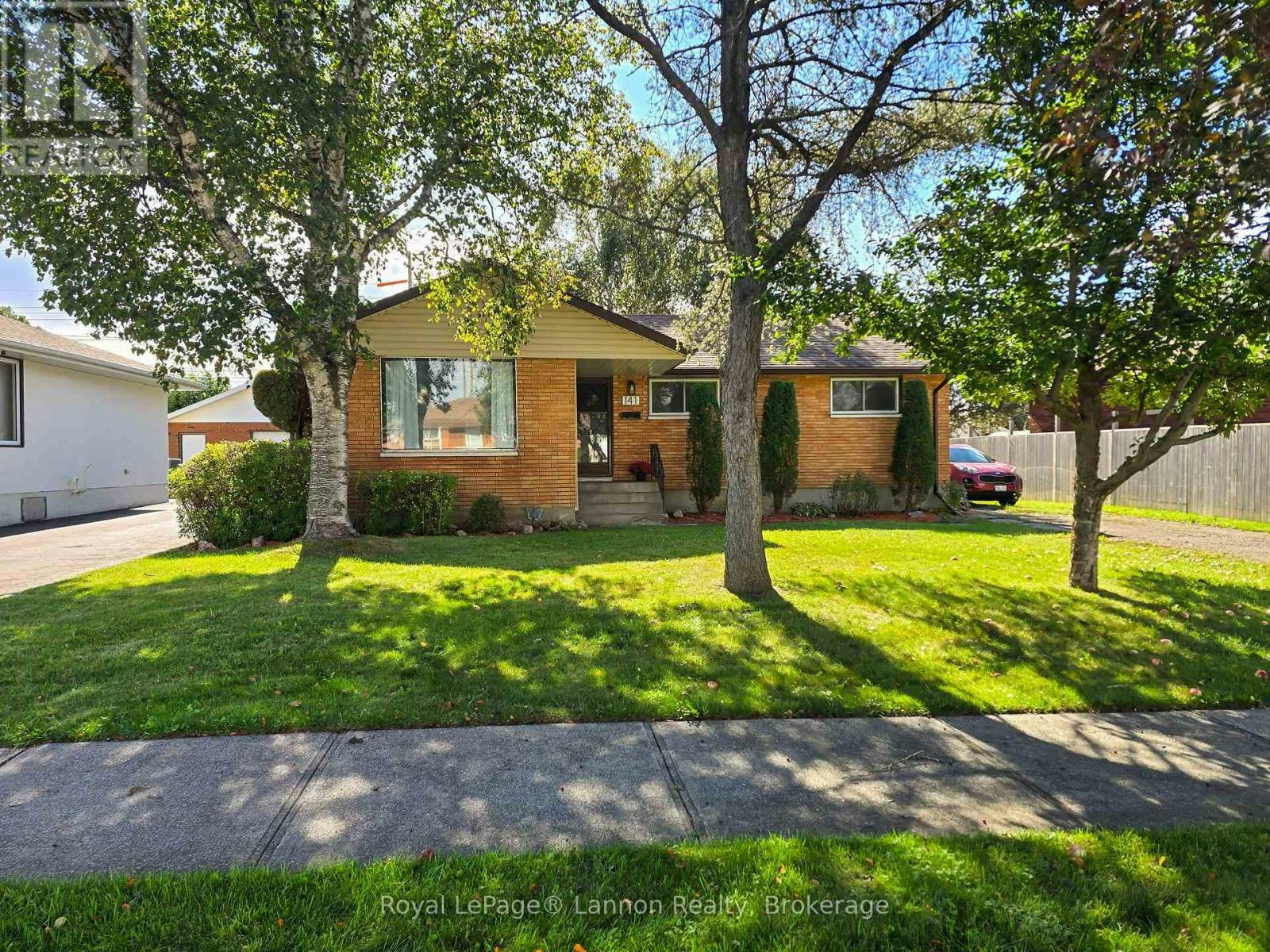 141 Cherry Lane, Thunder Bay, ON, P7B 4W5