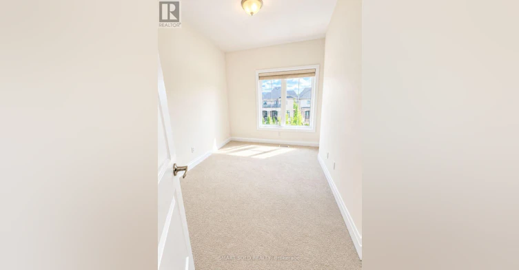 35 Duncombe Lane, Richmond Hill, ON, L4C 1C2 - 18