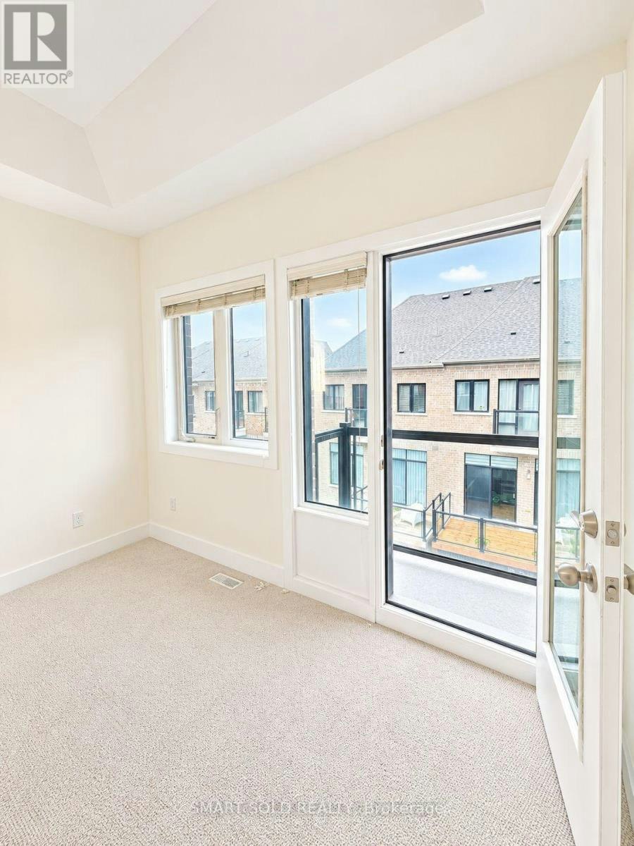 35 Duncombe Lane, Richmond Hill, ON, L4C 1C2 - 15