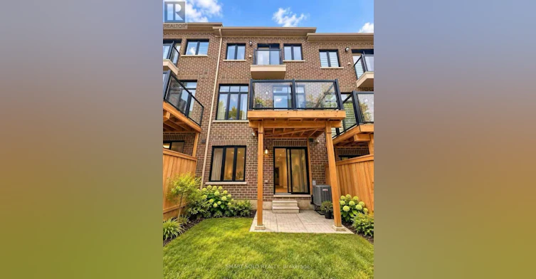 35 Duncombe Lane, Richmond Hill, ON, L4C 1C2 - 25